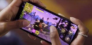 Fortnite on mobile in 90 fps