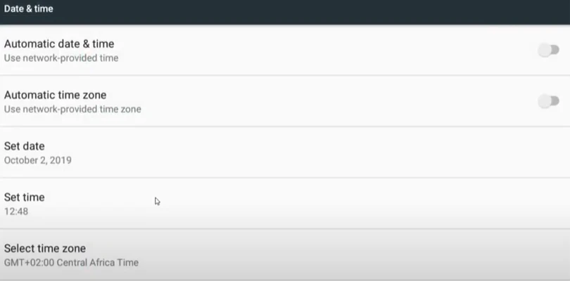 Zeit- und Datumseinstellungen des Emulators BlueStacks